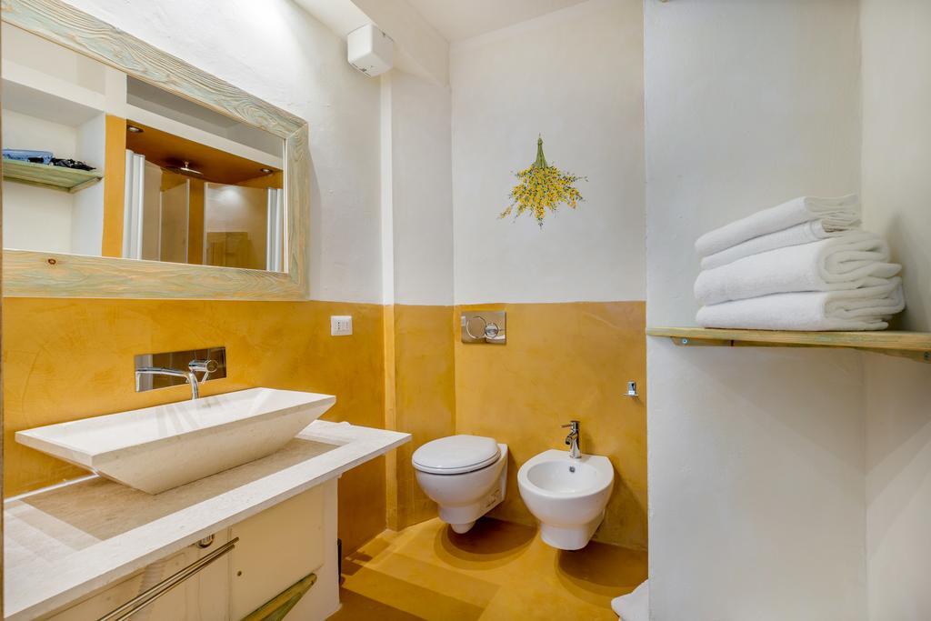 Palazzo Beddoro Appartement San Pantaleo Buitenkant foto