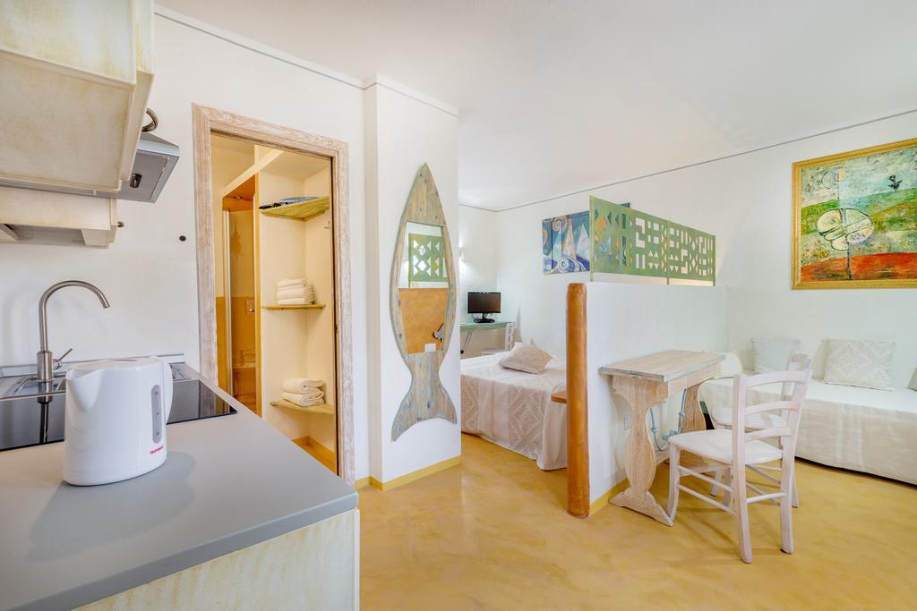 Palazzo Beddoro Appartement San Pantaleo Buitenkant foto