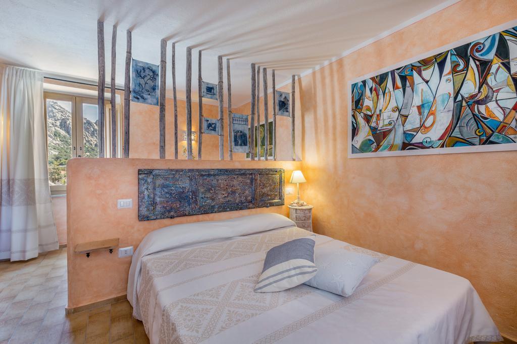 Palazzo Beddoro Appartement San Pantaleo Buitenkant foto