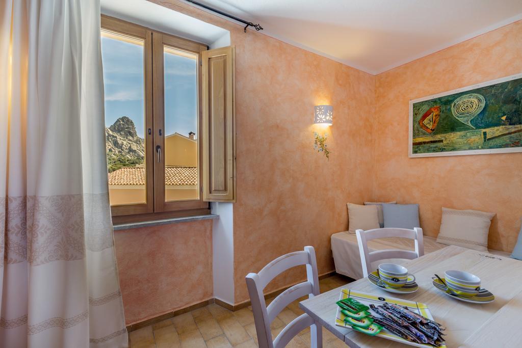Palazzo Beddoro Appartement San Pantaleo Buitenkant foto