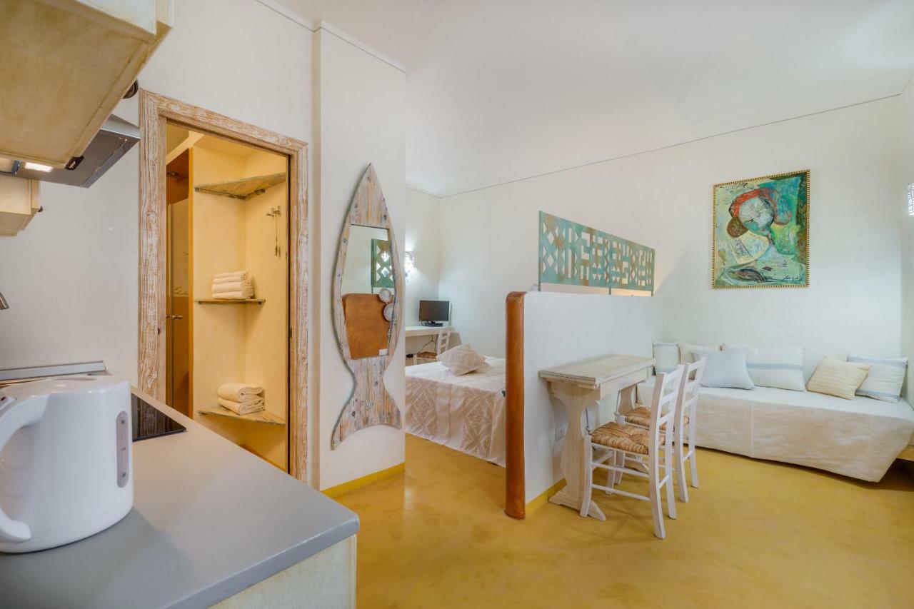 Palazzo Beddoro Appartement San Pantaleo Buitenkant foto