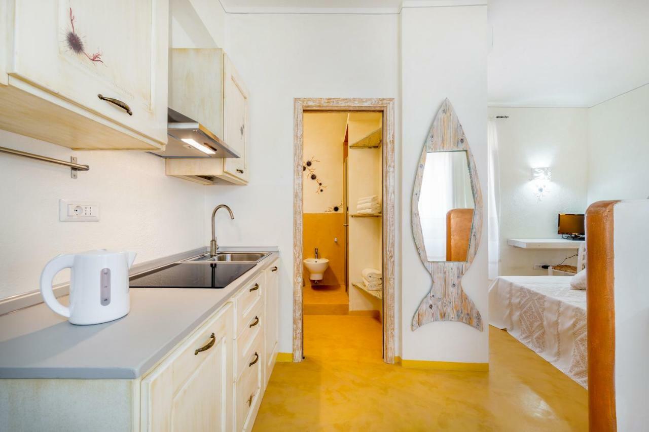 Palazzo Beddoro Appartement San Pantaleo Buitenkant foto